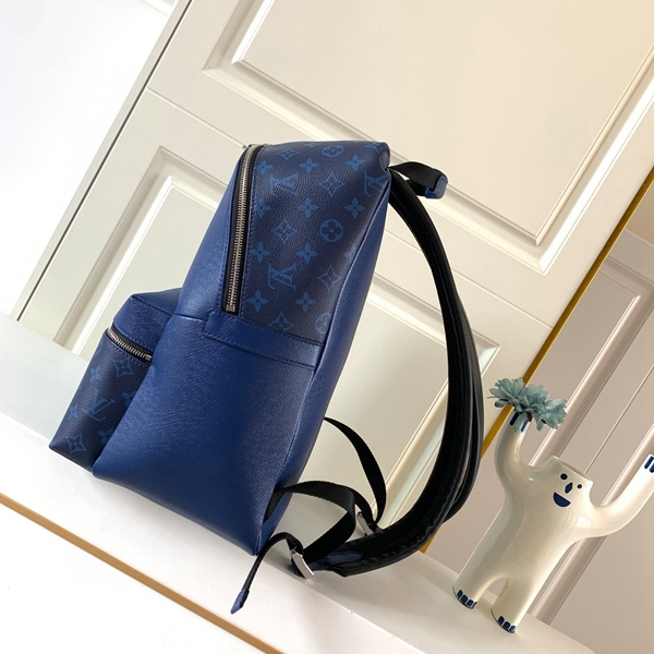 ルイヴィトンバッグ背面デザイン